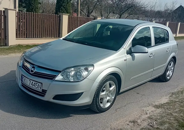 samochody osobowe Opel Astra cena 15900 przebieg: 190000, rok produkcji 2007 z Tarnów